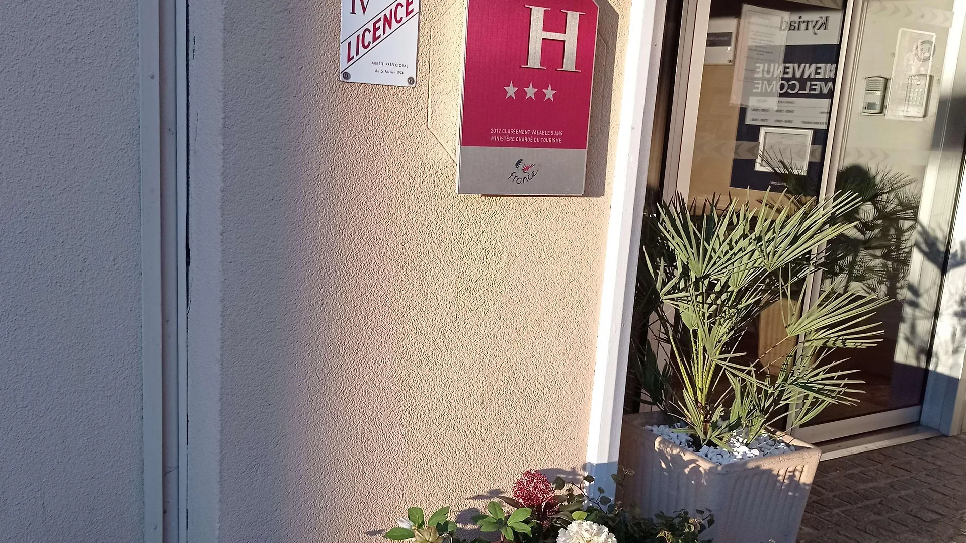 Hotell Kyriad Villefranche Sur Saone
