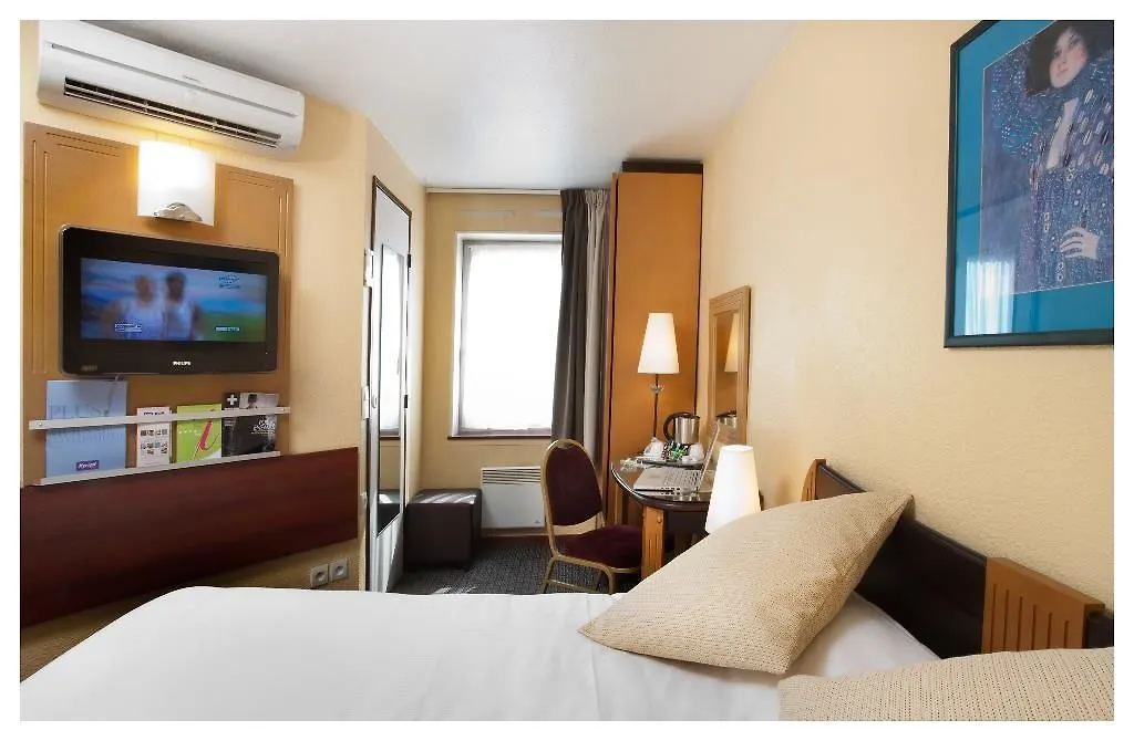 *** Hotel Kyriad Villefranche Sur Saone France